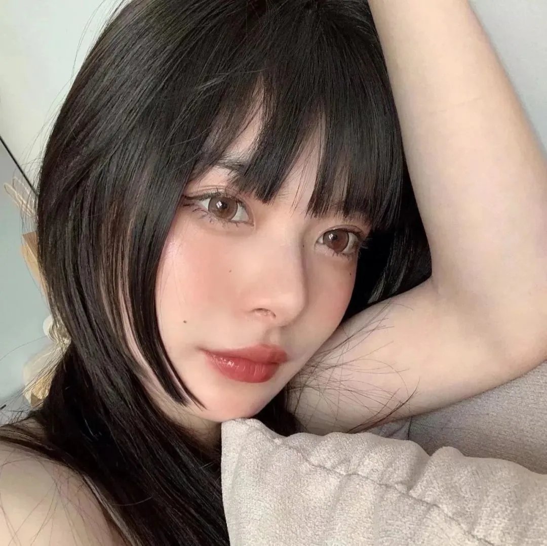 花圃里的蝴蝶
